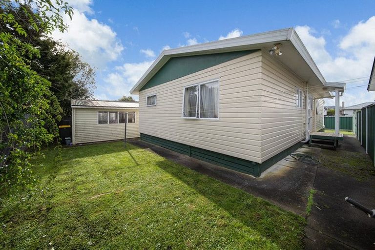 Photo of property in 69a Greenhaven Avenue, Opaheke, Papakura, 2113