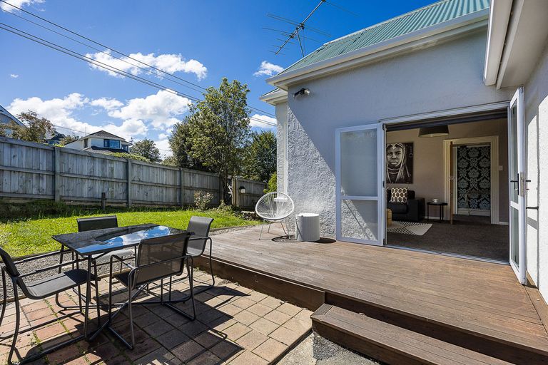 Photo of property in 17 Carnarvon Street, Belleknowes, Dunedin, 9011