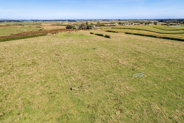 Photo of property in 5778 Mountain Road, Normanby, Hawera, 4673