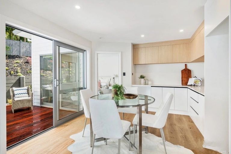 Photo of property in 60 Kewa Road, Albany Heights, Auckland, 0632