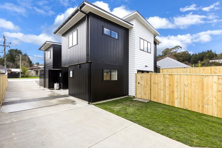 Photo of property in 42b Moeraki Road, Maoribank, Upper Hutt, 5018