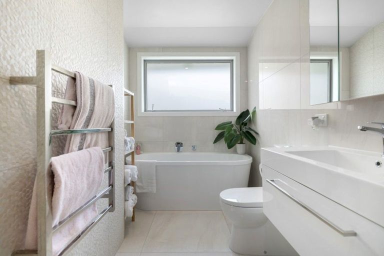 Photo of property in 80 Stalker Road, Lower Shotover, Queenstown, 9304