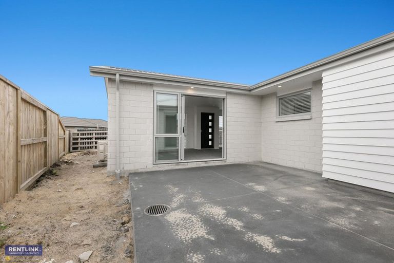 Photo of property in 182 Te Okuroa Drive, Papamoa, 3118