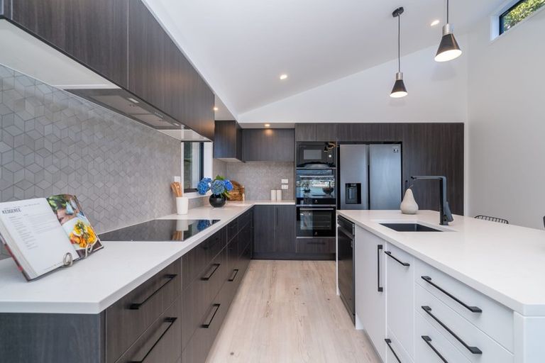 Photo of property in 16 Glengyle Street, Vauxhall, Dunedin, 9013