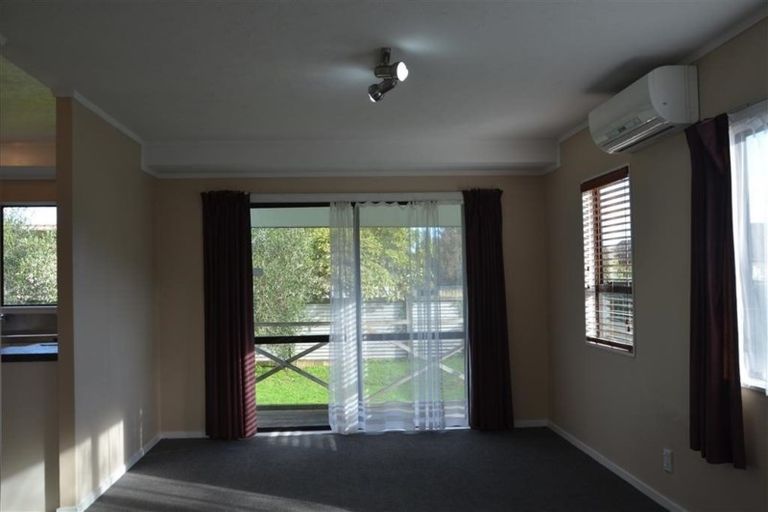 Photo of property in 1277a High Street, Taita, Lower Hutt, 5011