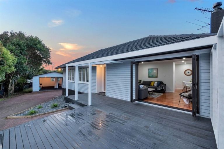 Photo of property in 7 Serjeant Street, Henderson, Auckland, 0612