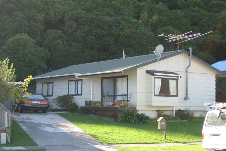 Photo of property in 97 Gillespies Road, Birchville, Upper Hutt, 5018