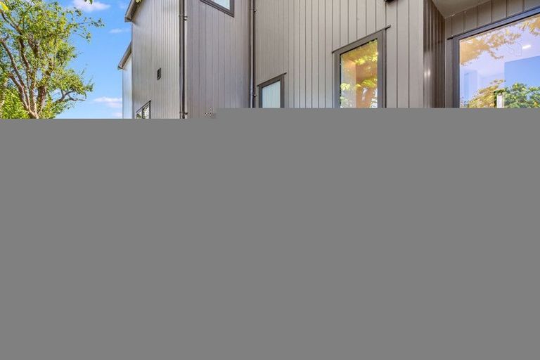 Photo of property in 10/323 Riverside Drive, Waterloo, Lower Hutt, 5011