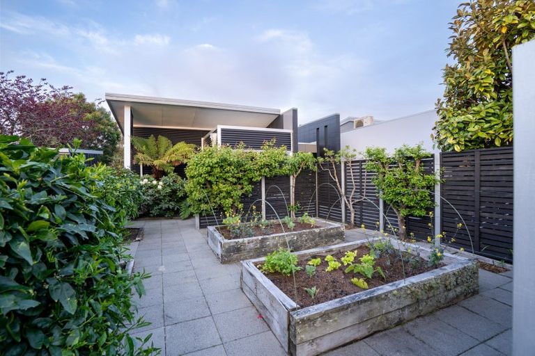 Photo of property in 9 Durmast Court, Cambridge, 3434