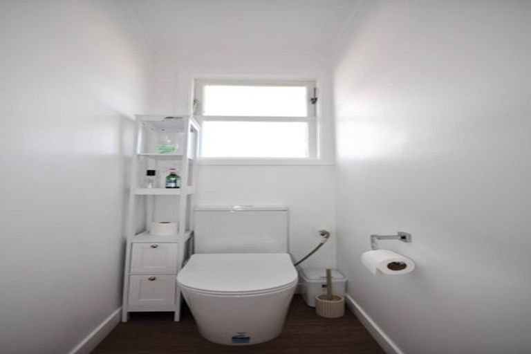 Photo of property in 16 Grant Crescent, Masterton, 5810