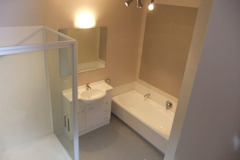 Photo of property in 27 Waverton Terrace, Churton Park, Wellington, 6037