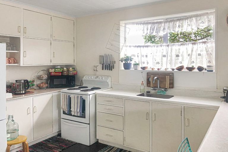 Photo of property in 76a Wise Street, Wainuiomata, Lower Hutt, 5014