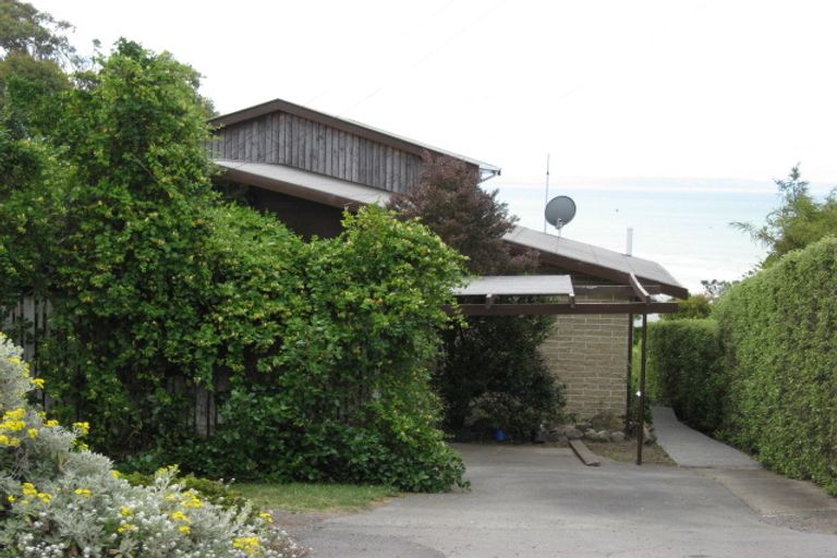 Photo of property in 20 Tuawera Terrace, Clifton, Christchurch, 8081