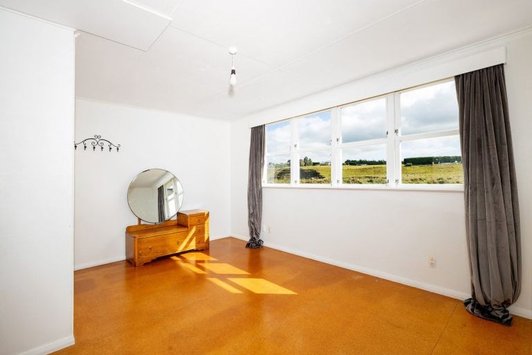 Photo of property in 40 Te Muna Road, Martinborough, 5784