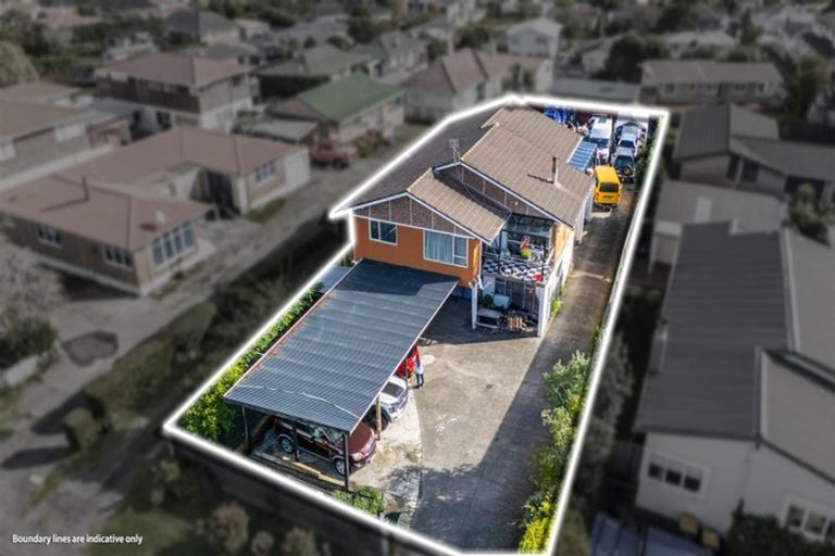 Photo of property in 4184 Great North Road, Glendene, Auckland, 0602