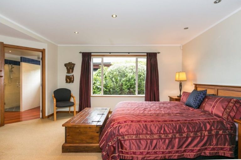 Photo of property in 305 Church Road, Greenmeadows, Napier, 4112