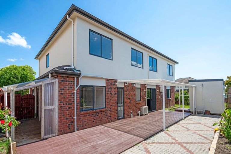 Photo of property in 35 Kestev Drive, Flat Bush, Auckland, 2016