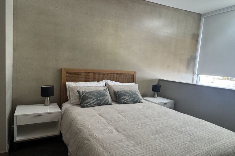 Photo of property in Canvas Apartments, 14/307 Willis Street, Te Aro, Wellington, 6011