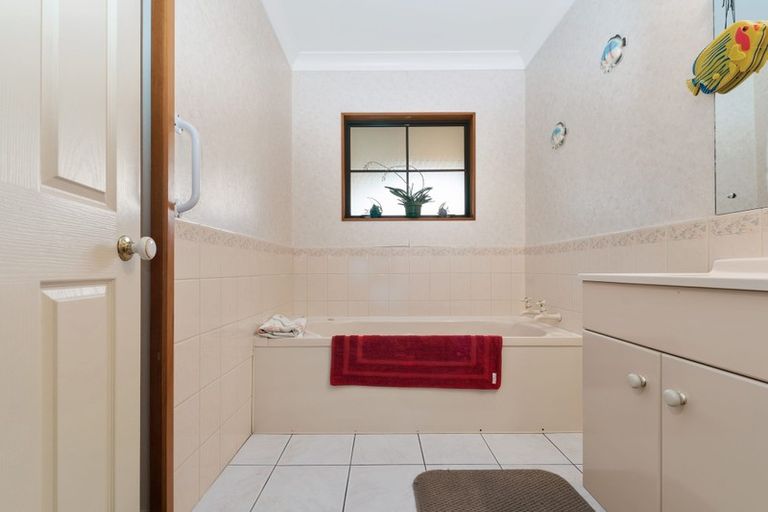 Photo of property in 29 Basley Road, Owhata, Rotorua, 3010