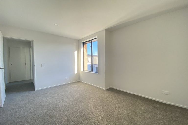 Photo of property in 17b Roxburgh Street, Sydenham, Christchurch, 8023