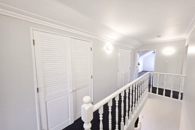 Photo of property in 3 Rawene Street, Waikanae, 5036