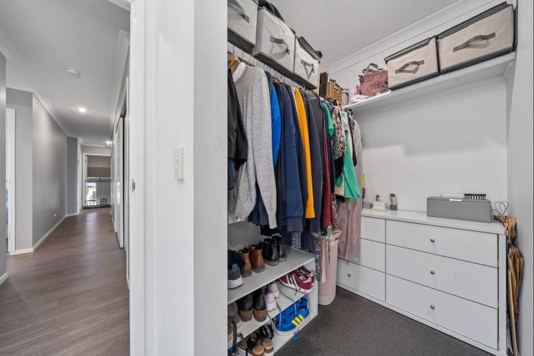 Photo of property in 3 Margaret Alice Close, Whalers Gate, New Plymouth, 4310