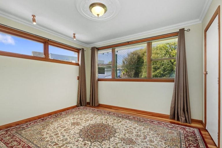 Photo of property in 7 Christopher Way, Paparangi, Wellington, 6037