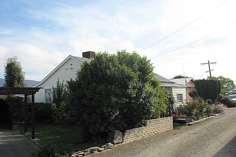 Photo of property in 32 Innes Street, Waimate, 7924