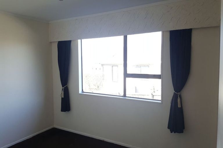 Photo of property in 2/59 Cypress Drive, Maungaraki, Lower Hutt, 5010