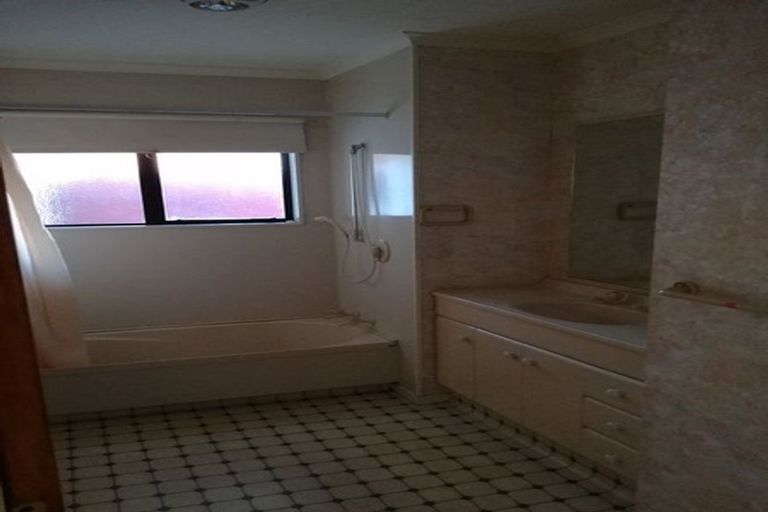 Photo of property in 32 Salisbury Street, Levin, 5510