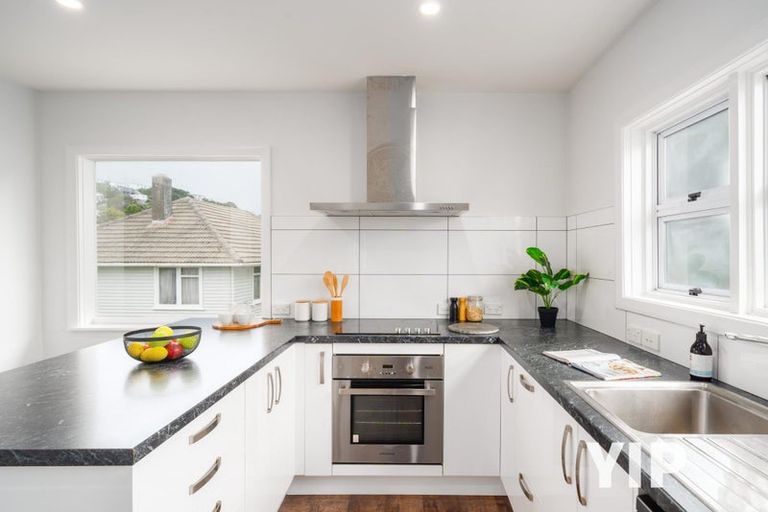 Photo of property in 2 Ironside Road, Johnsonville, Wellington, 6037