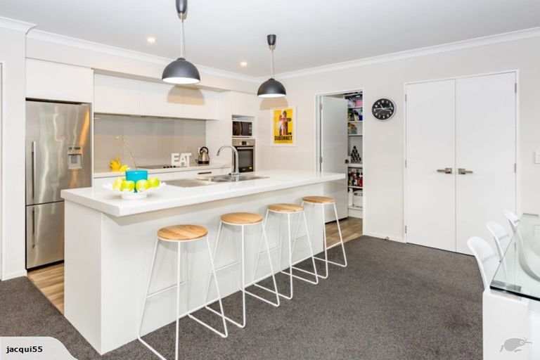 Photo of property in 10 Greenstone Street, Rolleston, 7614