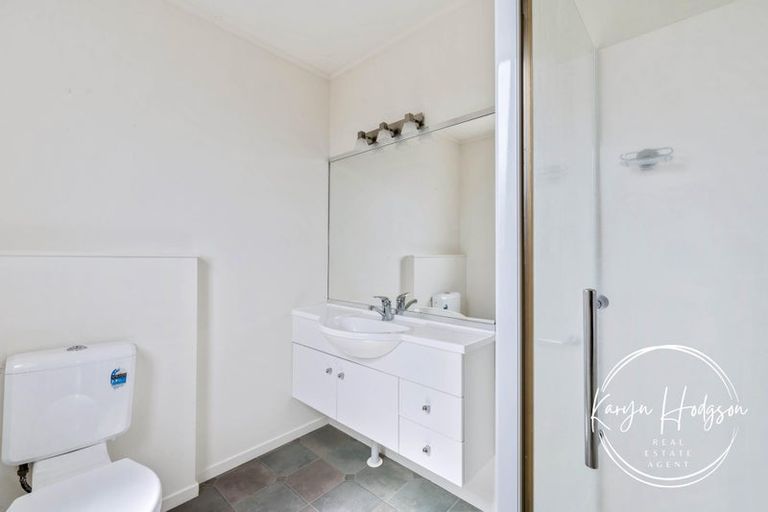 Photo of property in 12 Ash Grove, Maungaturoto, 0520