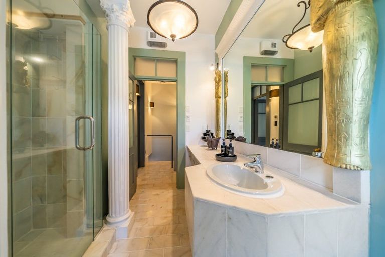 Photo of property in 24 Hobson Street, Thorndon, Wellington, 6011