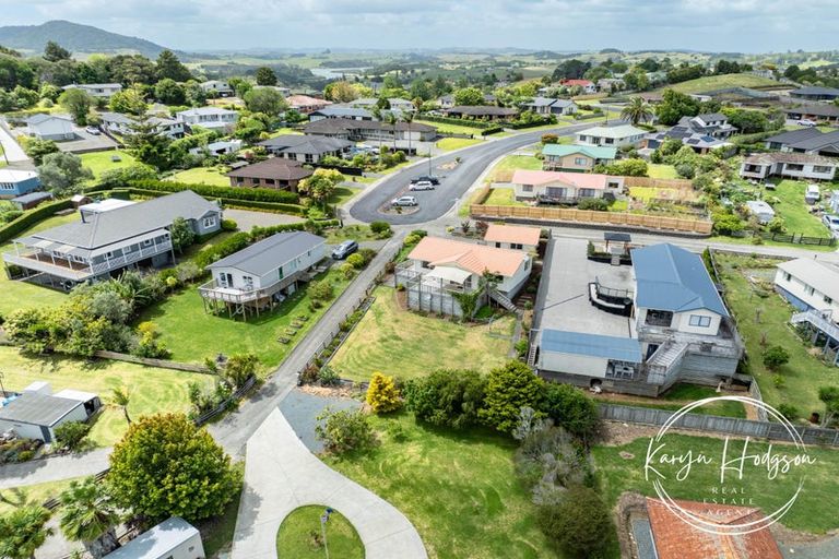 Photo of property in 12 Ash Grove, Maungaturoto, 0520