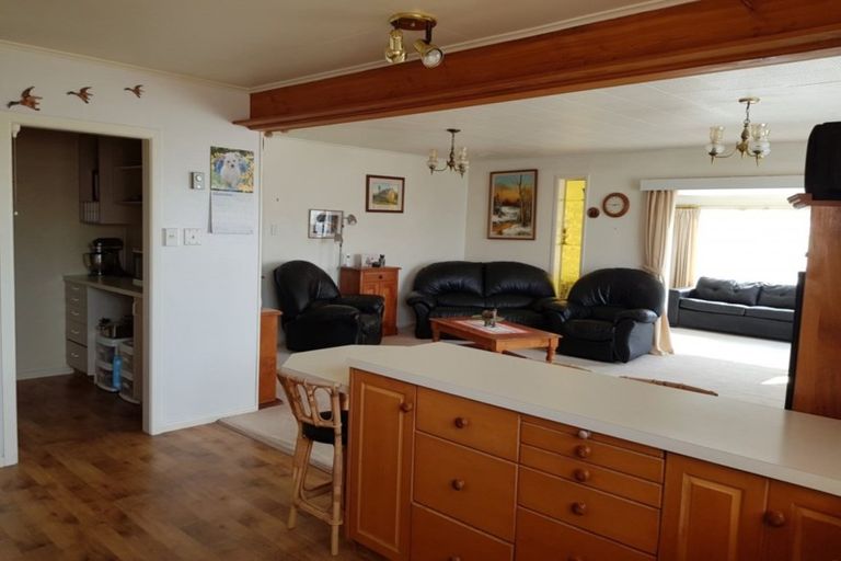 Photo of property in 2 Anderson Street, Stirling, 9231