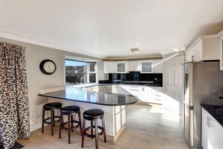 Photo of property in 8 Cornwall Street, Vauxhall, Dunedin, 9013