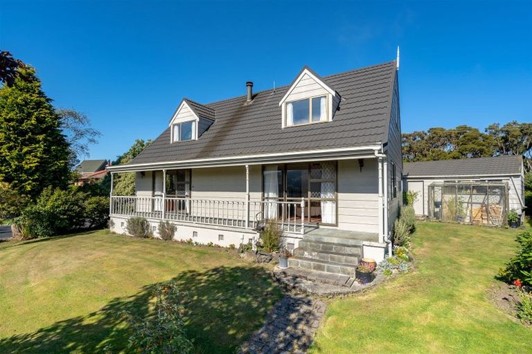 Photo of property in 1 Garden Place, Glenleith, Dunedin, 9010