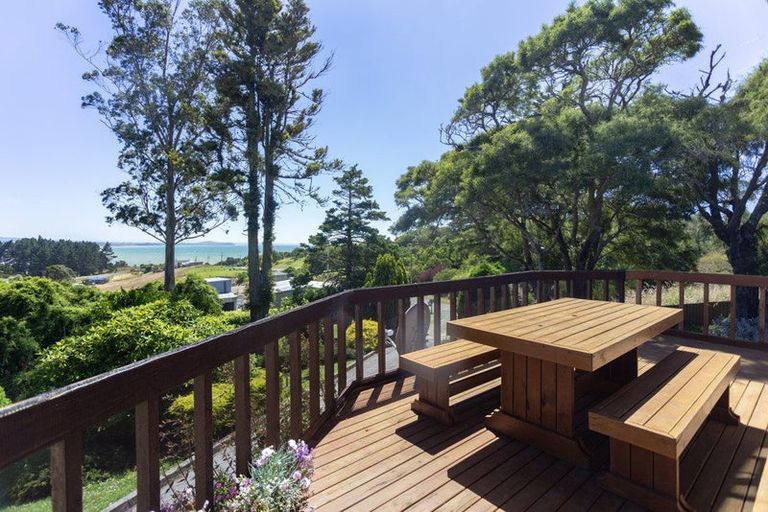 Photo of property in 16 Coronation Street, Moeraki, Palmerston, 9482