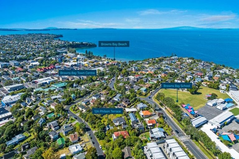Photo of property in 1/12 Philson Terrace, Browns Bay, Auckland, 0630