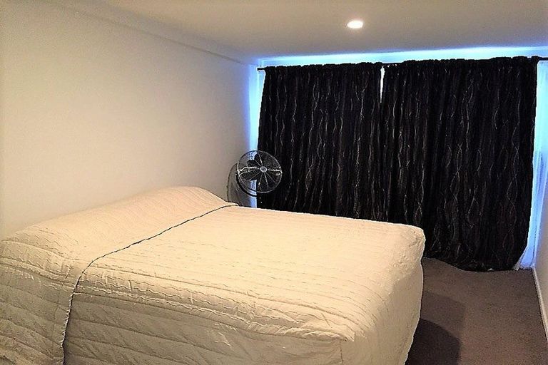 Photo of property in 13/58 Manuroa Road, Takanini, 2112