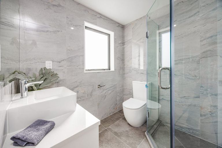 Photo of property in 13c Southview Place, Wattle Downs, Auckland, 2102