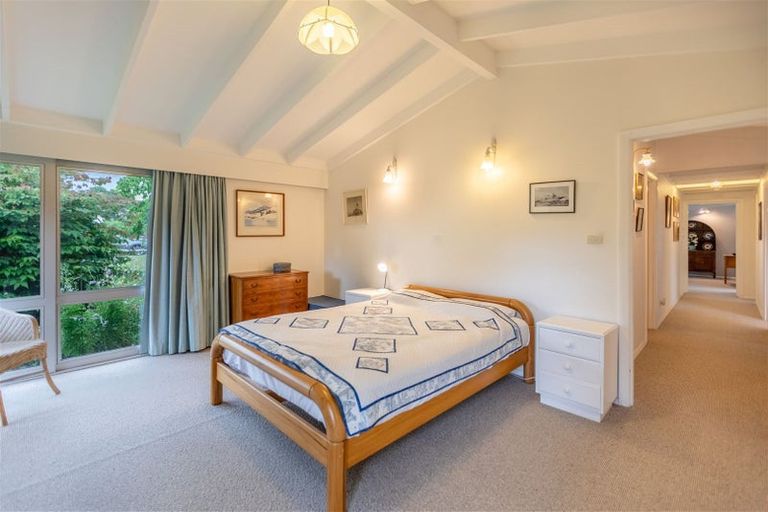 Photo of property in 16 Mckeefry Avenue, Greenmeadows, Napier, 4112