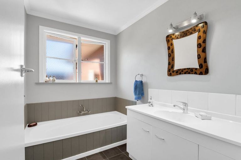 Photo of property in 159 Archibald Street, Tinwald, Ashburton, 7700