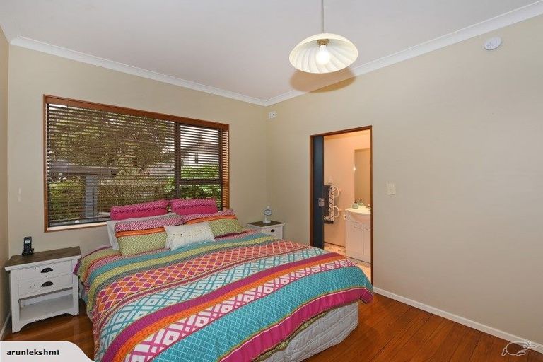 Photo of property in 54 Athlone Crescent, Avalon, Lower Hutt, 5011