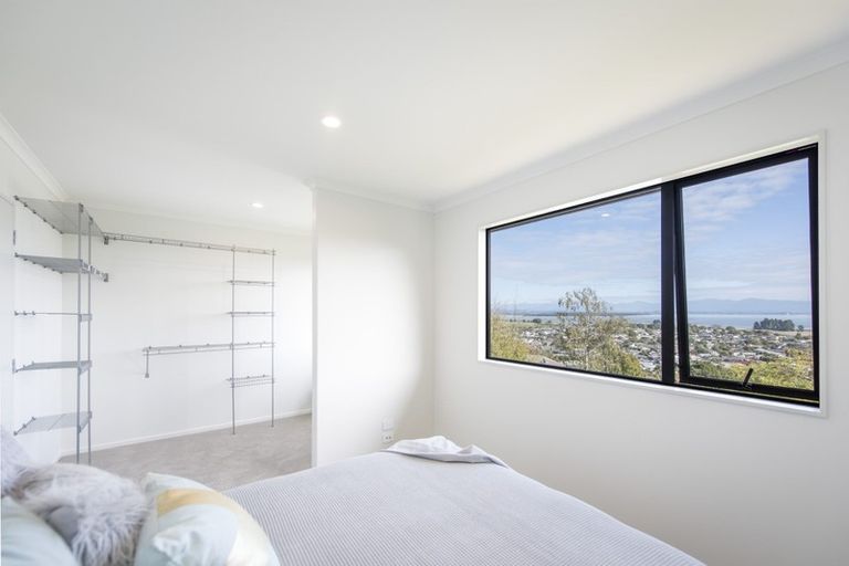 Photo of property in 19a Rangiora Terrace, Tahunanui, Nelson, 7011