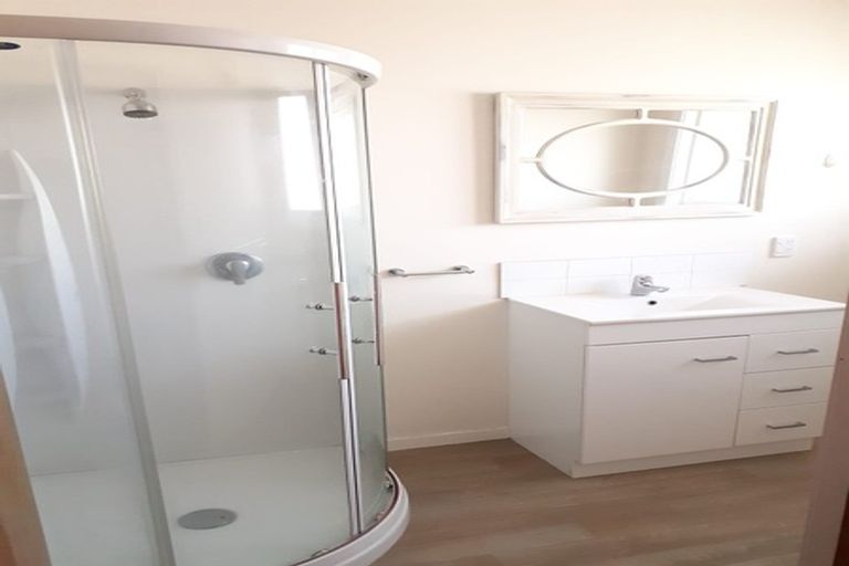 Photo of property in 2/242 Springfield Road, St Albans, Christchurch, 8014