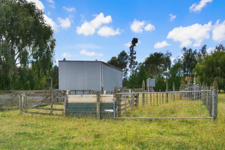 Photo of property in 560 Alma-maheno Road, Alma, Oamaru, 9492