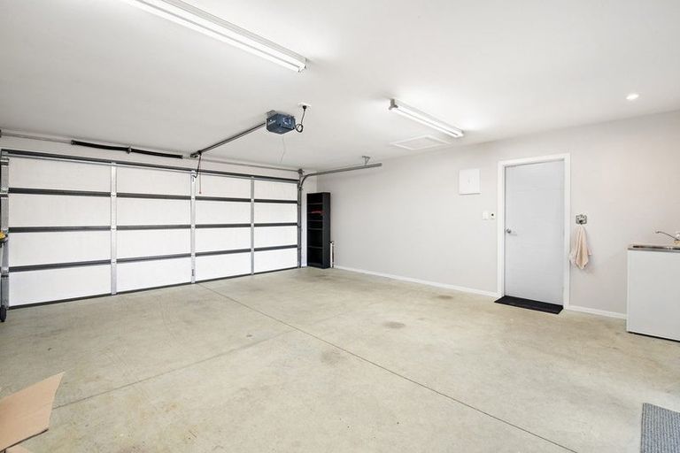 Photo of property in 160 Torkar Road, Clarks Beach, 2122