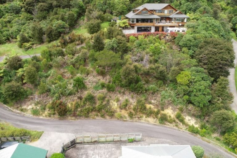 Photo of property in 24 Amelia Crescent, Waikawa, Picton, 7220